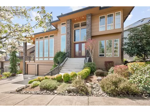 15724 SE Chelsea Morning Dr, Happy Valley, OR 97086