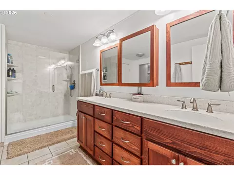 49400 Eagle Rock Pl, Vida, OR 97488 photo 19
