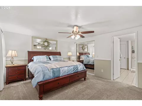 49400 Eagle Rock Pl, Vida, OR 97488 photo 17
