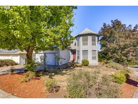 20819 SW Vicki Ln, Beaverton, OR 97007