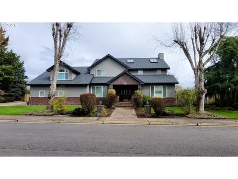 2535 Grand Vista Dr, Springfield, OR 97477
