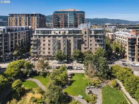1130 NW 12th Ave #600, Portland, OR 97209