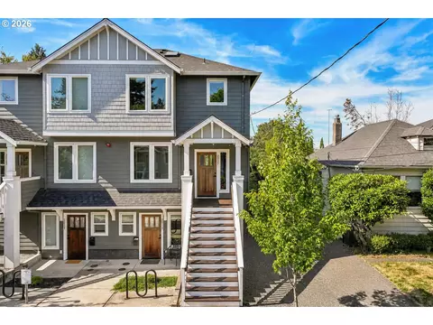 2027 SE Harold St, Portland, OR 97202