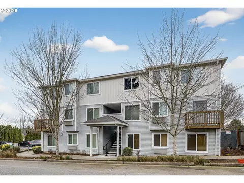 217 NE 146th Ave #5, Portland, OR 97230