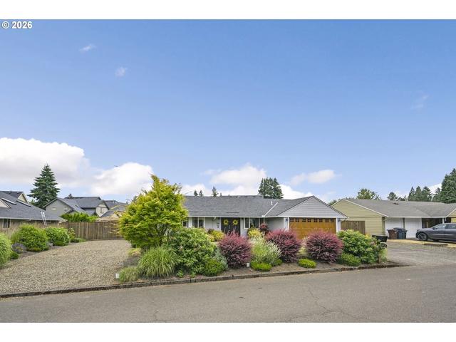 16934 SE Fragrance Ave, Milwaukie, OR 97267