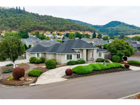 147 Wingfoot Ct, Winchester, OR 97495