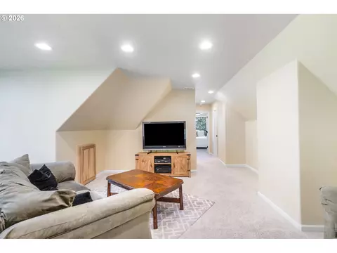 Other - 6084 Fernhill Loop, Springfield, OR 97478 photo 5 of 7