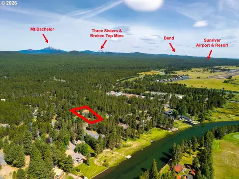 View/Area - 56711 Lunar Dr, Bend, OR 97707 photo 2 of 6