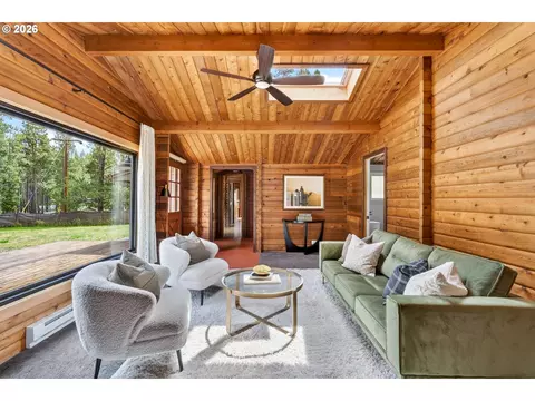 Living - 56711 Lunar Dr, Bend, OR 97707 photo 5 of 5