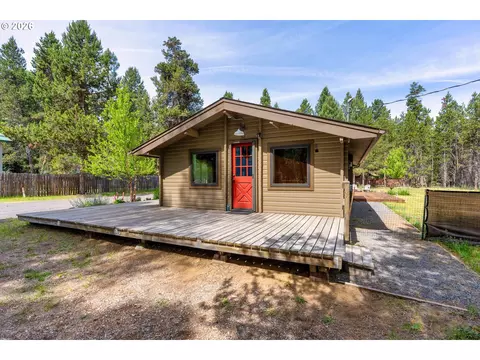 Exterior - 56711 Lunar Dr, Bend, OR 97707 photo 1 of 8