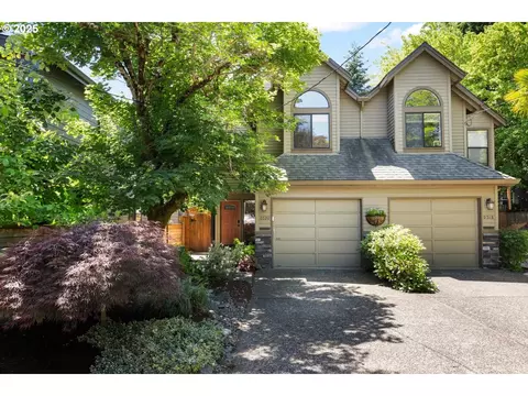 520 S Florida St, Portland, OR 97219