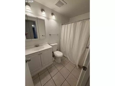 1760 SE 9th St, Gresham, OR 97080 photo 11