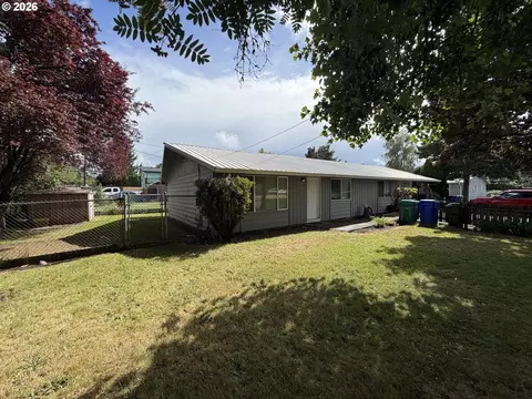 1760 SE 9th St, Gresham, OR 97080 photo 2