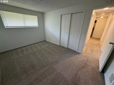 1760 SE 9th St, Gresham, OR 97080 photo 9