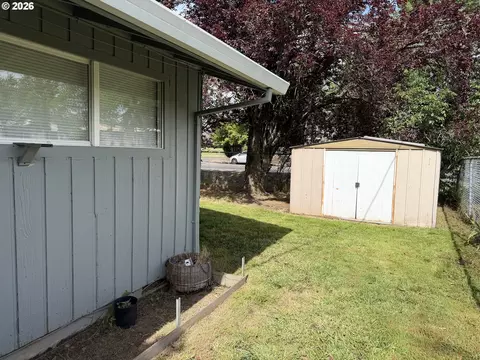 1760 SE 9th St, Gresham, OR 97080 photo 5