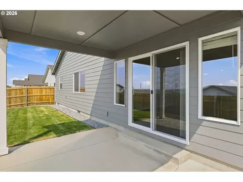 Other - 868 E Kinsley Ave, Hermiston, OR 97838 photo 7 of 8