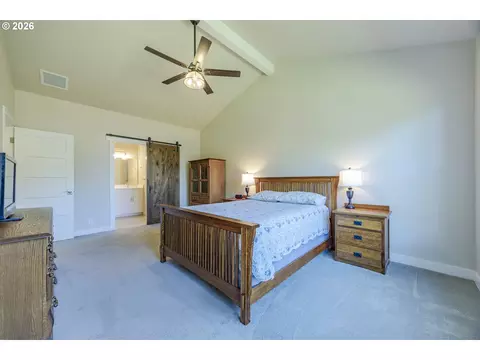 1152 S 46th St, Springfield, OR 97478 photo 29