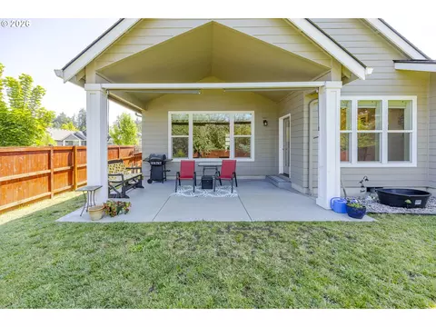 1152 S 46th St, Springfield, OR 97478 photo 40