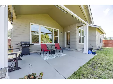 1152 S 46th St, Springfield, OR 97478 photo 39