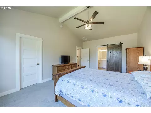 1152 S 46th St, Springfield, OR 97478 photo 30