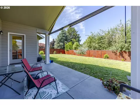 1152 S 46th St, Springfield, OR 97478 photo 38