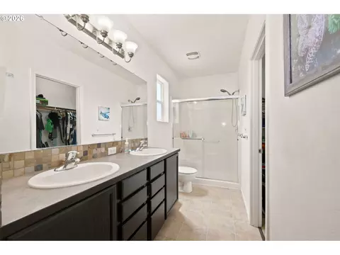 1902 Adelman Loop, Eugene, OR 97402 photo 19