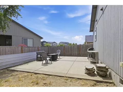 1902 Adelman Loop, Eugene, OR 97402 photo 27