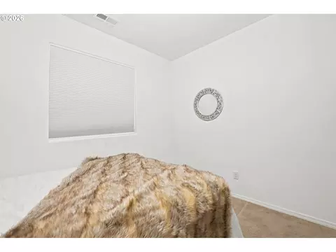 1902 Adelman Loop, Eugene, OR 97402 photo 22