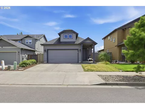 1902 Adelman Loop, Eugene, OR 97402 photo 2