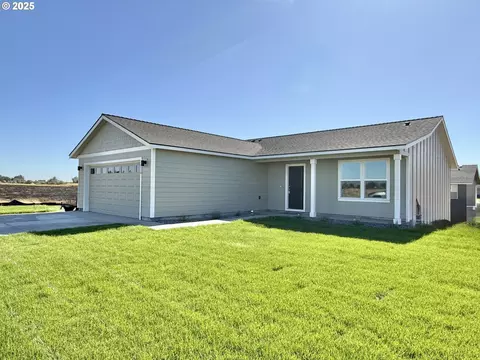 218 SW Sparrow St, Boardman, OR 97818