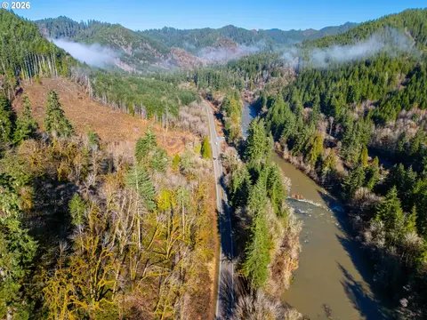 126 Hwy Hwy, Walton, OR 97490