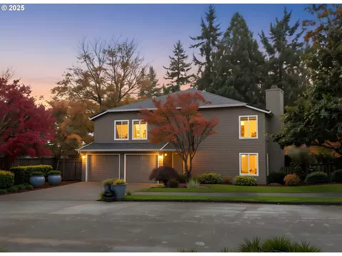 4280 Bernard St, Lake Oswego, OR 97035