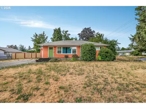 231 NE 10th Ave, Canby, OR 97013