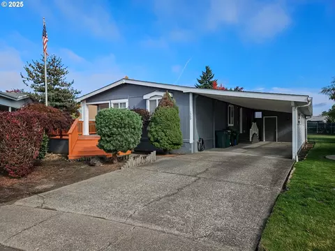 1509 Centennial Cir, Forest Grove, OR 97116