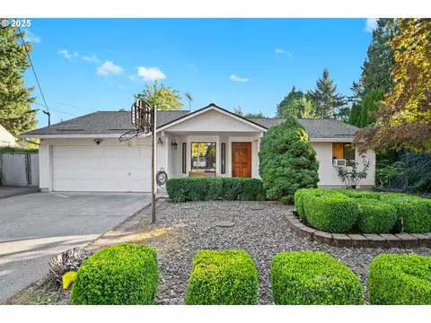 3410 SE Wake St, Milwaukie, OR 97222