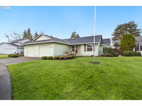 2744 Dayna Ln, Eugene, OR 97408