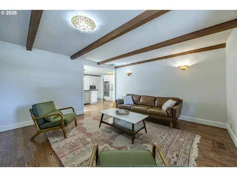Living - 1865 Tabor St, Eugene, OR 97401 photo 6 of 7