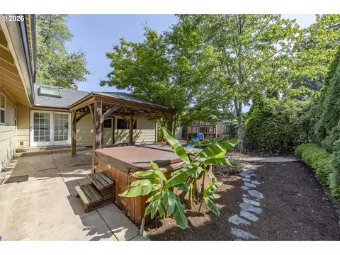 Other - 1865 Tabor St, Eugene, OR 97401 photo 7 of 8