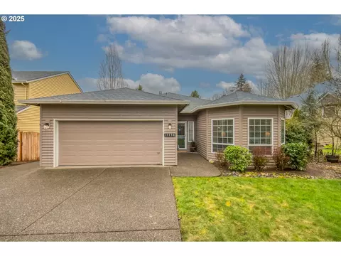 17758 SW Woodhaven Dr, Sherwood, OR 97140