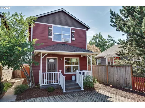 1106 Wilson St, Hood River, OR 97031