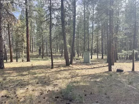 tableland rd, Chiloquin, OR 97624 photo 3