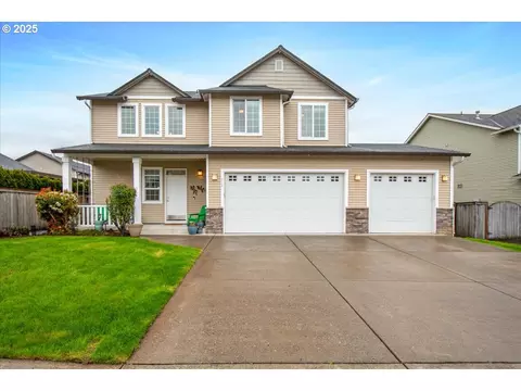 213 E 15th Pl, La Center, WA 98629