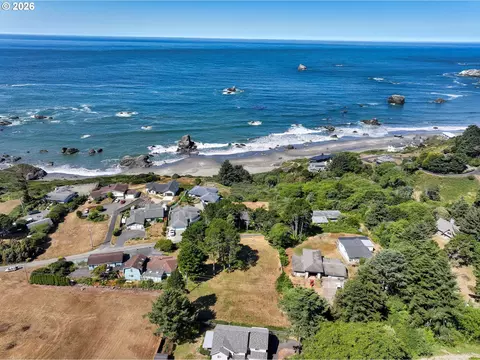 0 Holmes Dr, Brookings, OR 97415