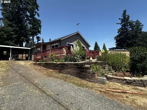 77668 Dugan Ln, Cottage Grove, OR 97424