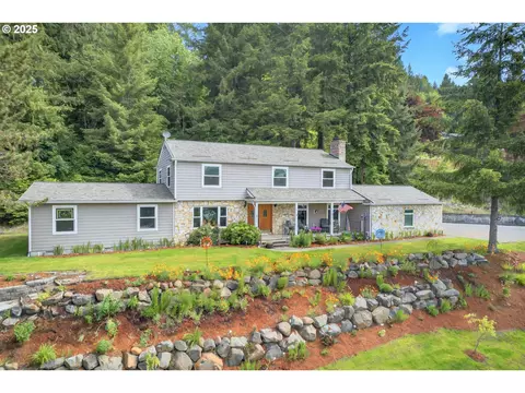 950 N Shasta Way, Clatskanie, OR 97016