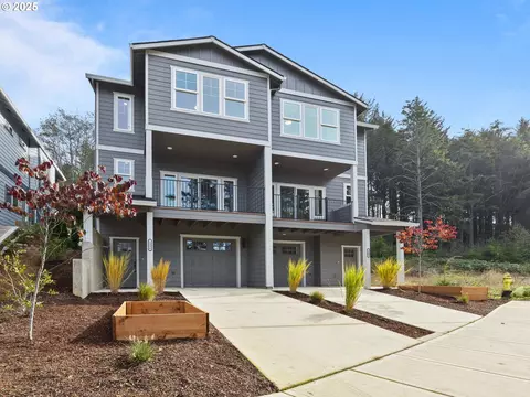 1496 SE Marine Ave, Lincoln City, OR 97367