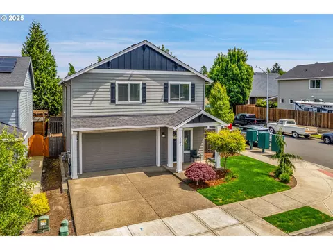 2796 SE Baker Ave, Gresham, OR 97080 photo 1