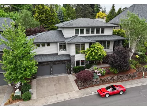 721 SW 68th Ter, Portland, OR 97225