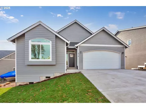 414 Hedin Ter, Gaston, OR 97119