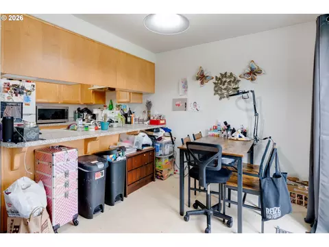 1416 Falcon Loop, Independence, OR 97351 photo 9